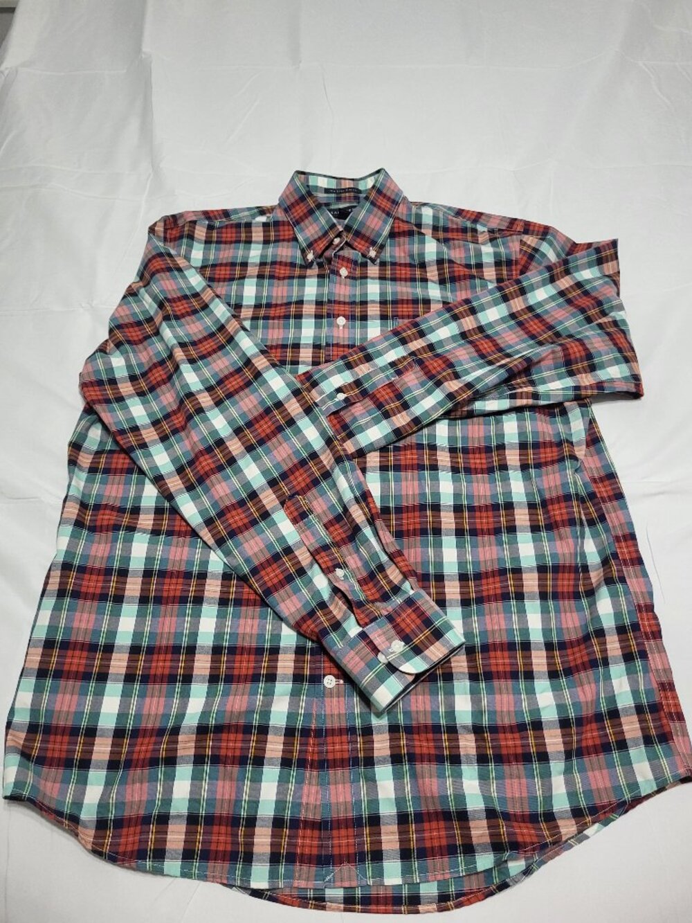 Lands’ End No Iron Twill Long Sleeve Shirt – Size Large Tall (LT)